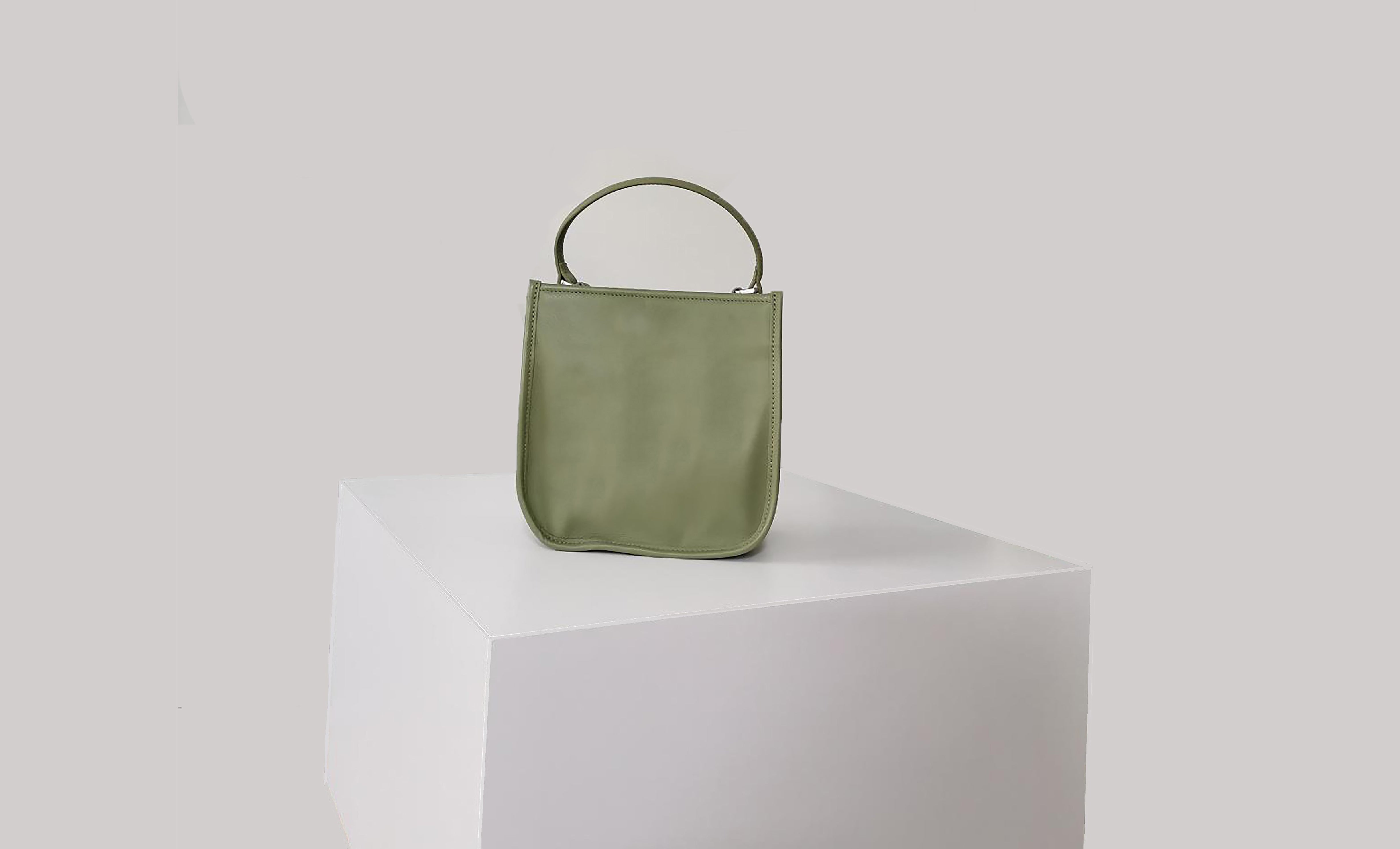 Crossbody bag in light green colour