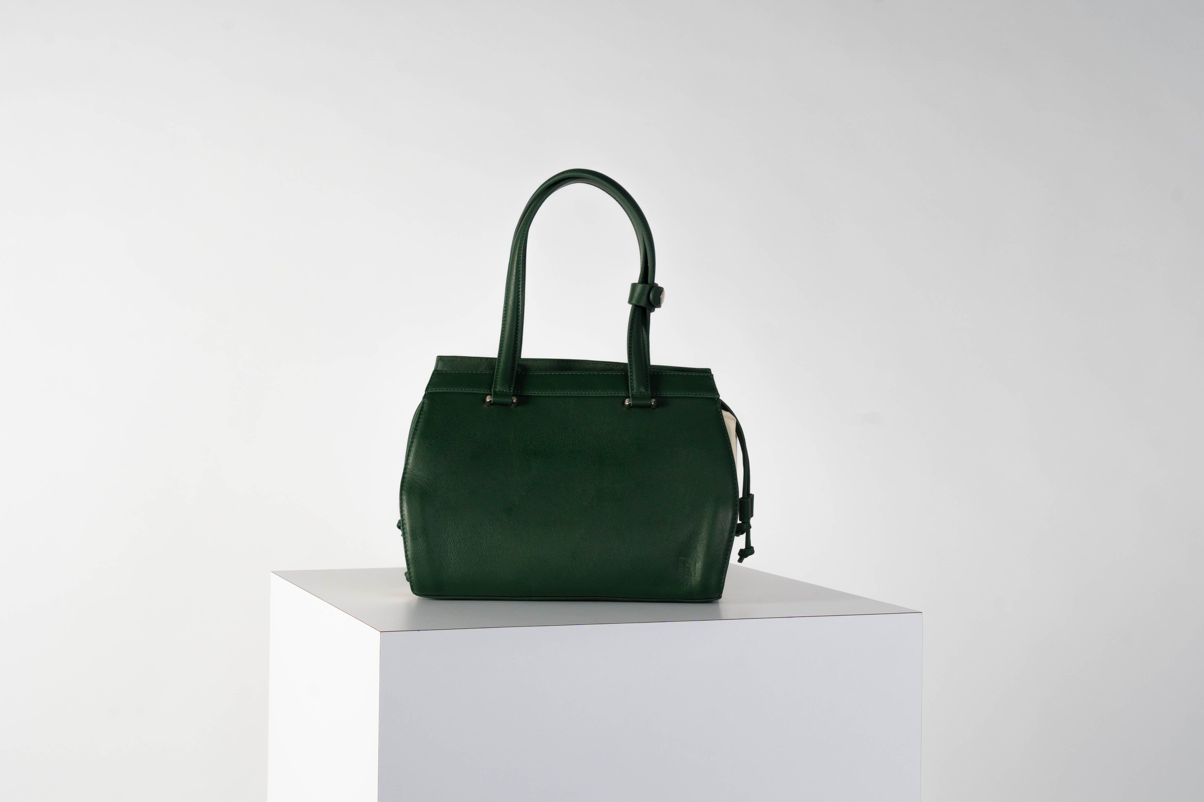 Supple Leather Gusset Bag In Emerald With Cream Gusset
